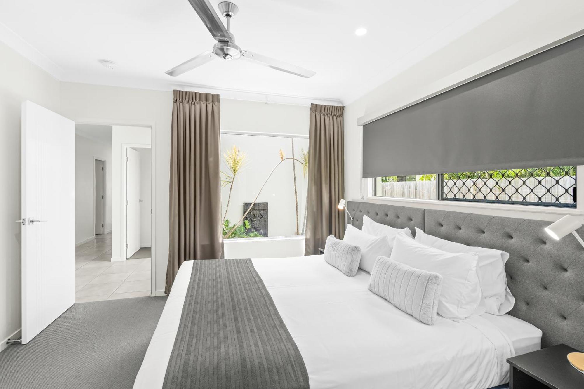 Blue Lagoon Villa B แคนส์ ภายนอก รูปภาพ